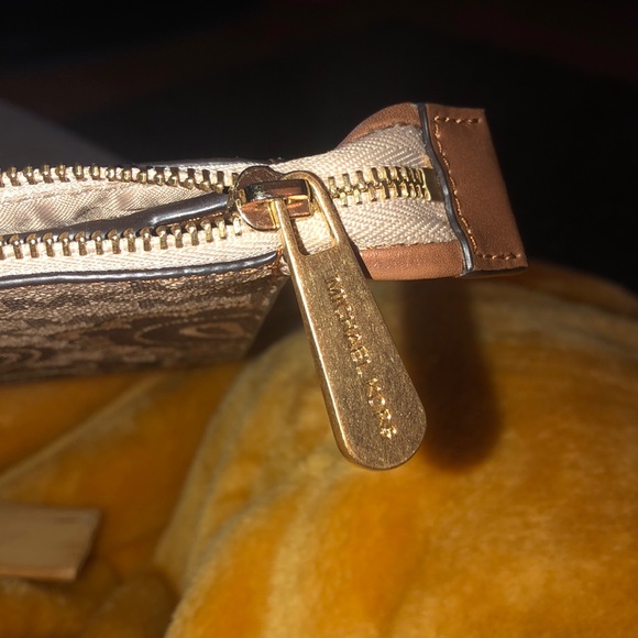 SOLD Michael Kors wristlet - like new - Picture 6 of 6